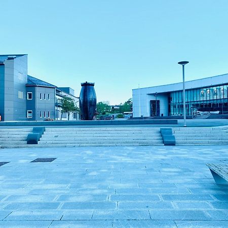 Husnes Sentrum Hotell Екстер'єр фото
