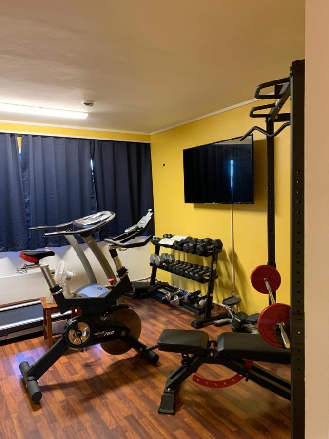 Husnes Sentrum Hotell Екстер'єр фото