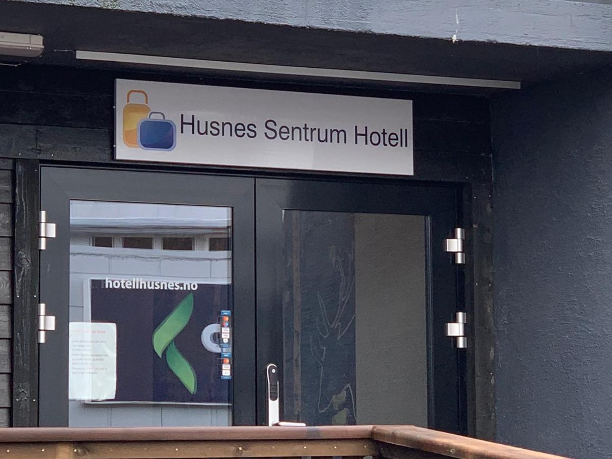 Husnes Sentrum Hotell Екстер'єр фото