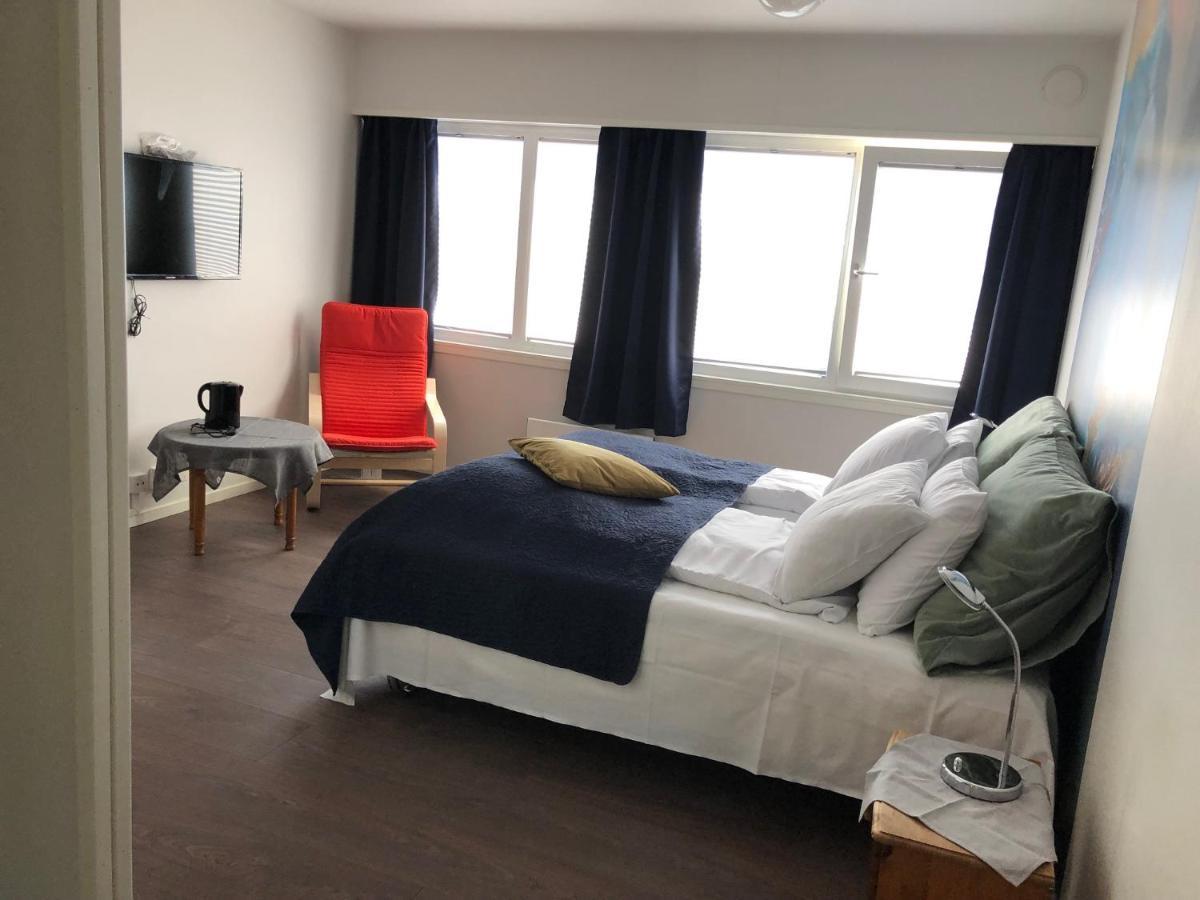Husnes Sentrum Hotell Екстер'єр фото