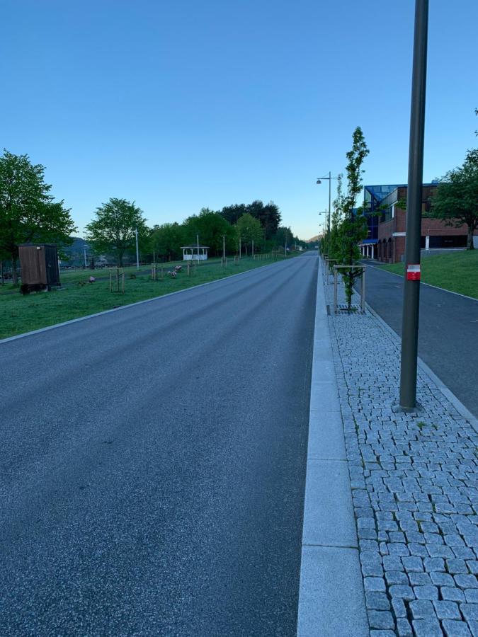 Husnes Sentrum Hotell Екстер'єр фото
